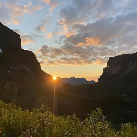 Villa - Northern Lights And Midnight Sun