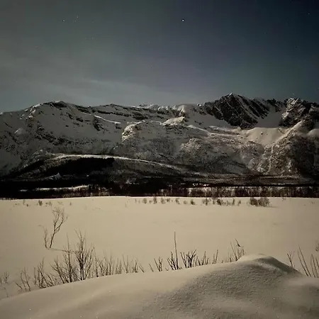 Villa - Northern Lights And Midnight Sun *