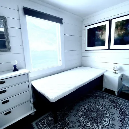 Villa - Northern Lights And Midnight Sun *