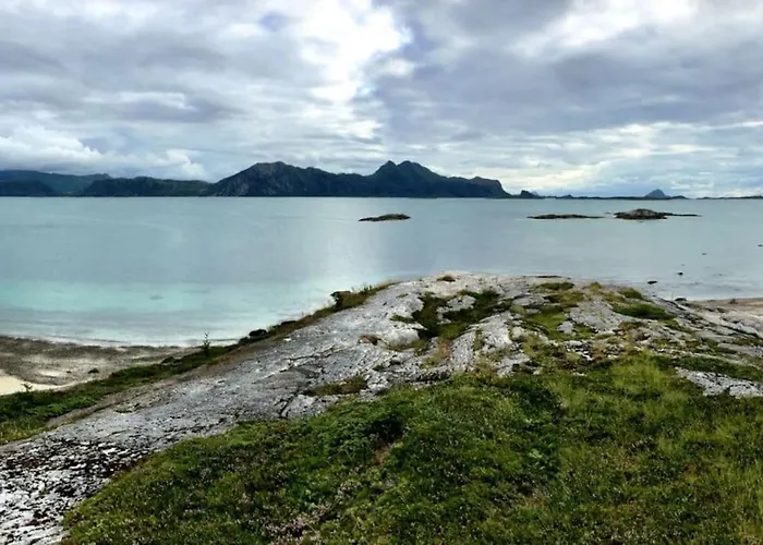 - Northern Lights And Midnight Sun Reipå