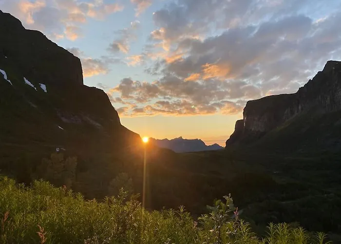 Villa - Northern Lights And Midnight Sun