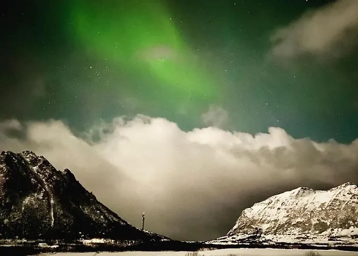 - Northern Lights And Midnight Sun * Reipå