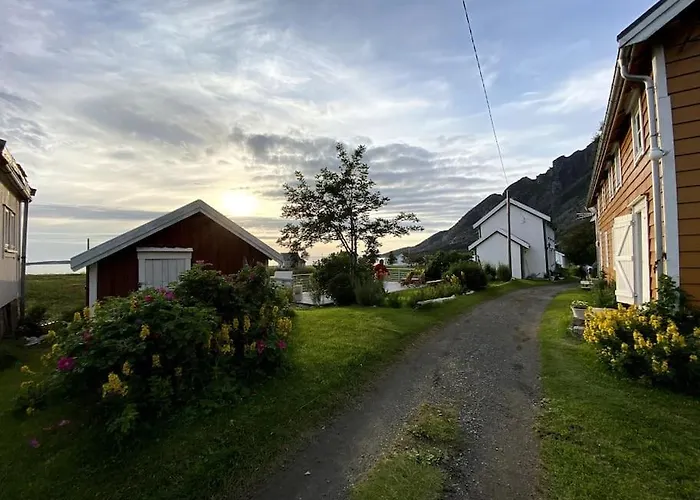 Villa - Northern Lights And Midnight Sun Reipå